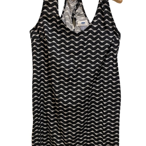 Racerback Shift Dress - Picture 3 of 11